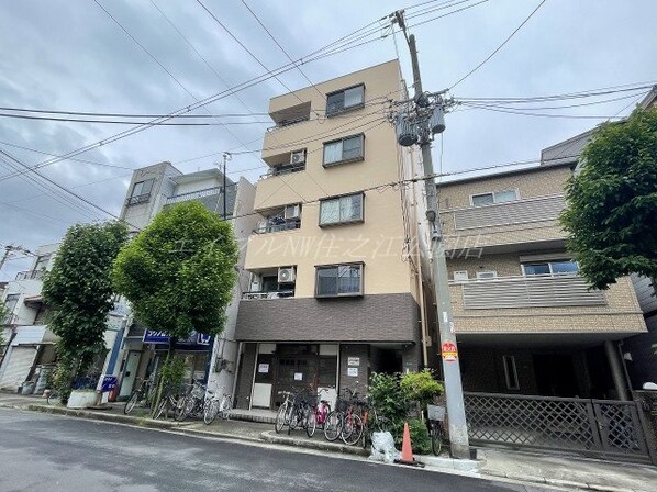 ロイヤル西加賀屋の物件外観写真